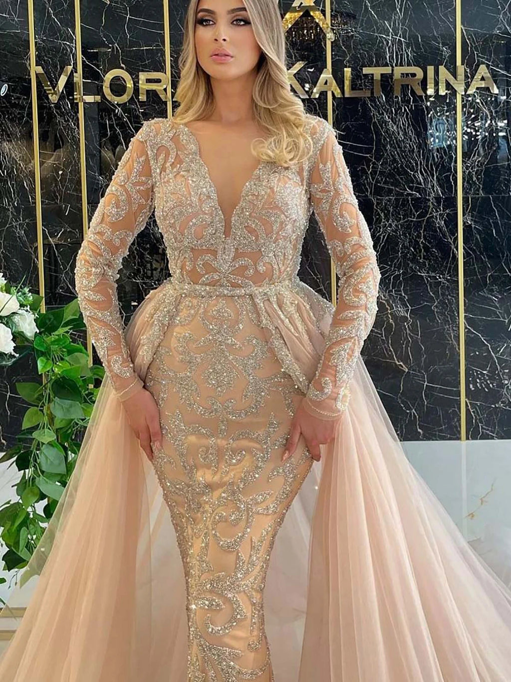 Women's Luxurious Gold Sequin Appliques Evening Dress Sexy Deep V-Neck Long Sleeve Elegant Prom Gown Mesh Formal Wedding Dresses